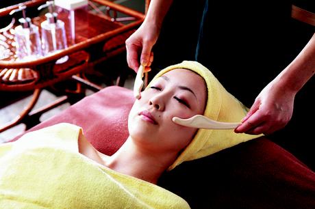 HinokiBo : la nouvelle technique de massage venue du Japon