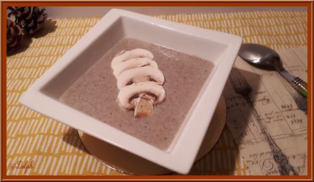 Soupe de champignons au parmesan Soupe de champignons au parmesan