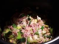 Coquillettes aux poireaux, et jambon râpé fumé au Cookéo Cliquer sur les photographies pour les agrandir