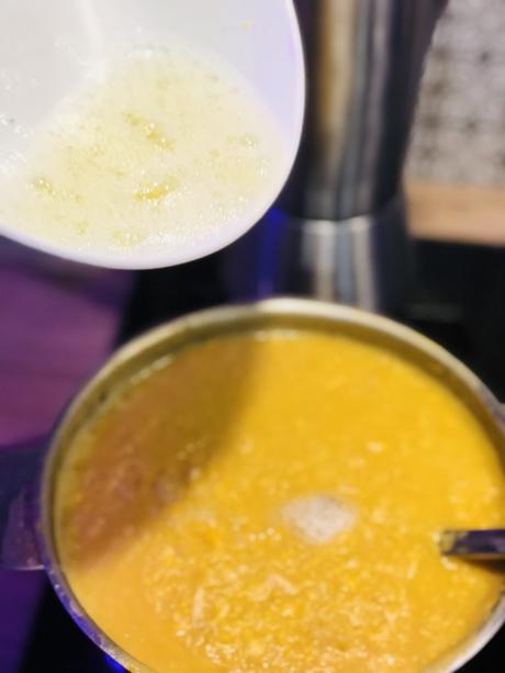 Soupe de poulet & maïs : une spécialité que l’on mange au restaurant à l’île Maurice !
