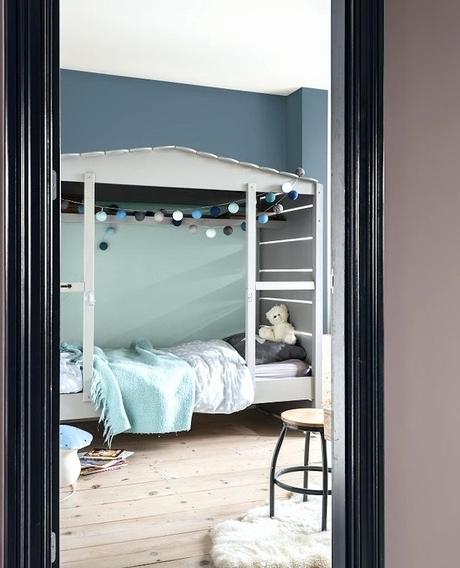 Comment adopter la décoration vert céladon décoration vert céladon chambre enfant mezzanine nuance gris vert - blog déco - clem around the corner