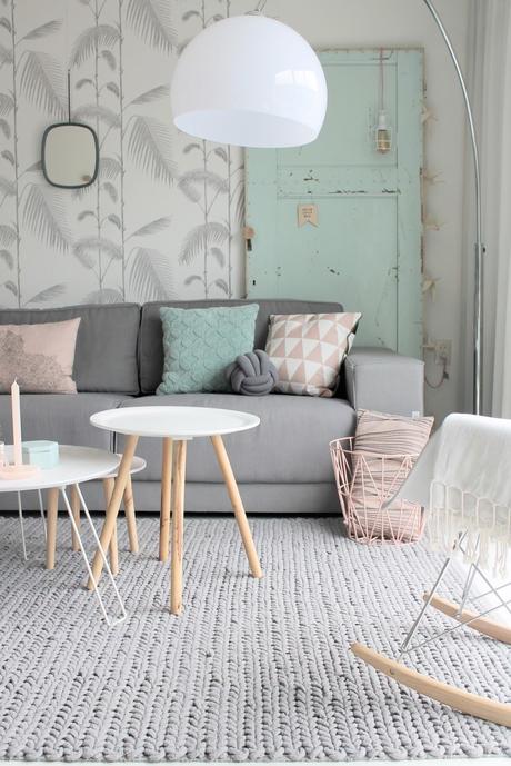 Comment adopter la décoration vert céladon décoration vert céladon salon association gris rose turquoise tropical - blog déco - clem around the corner