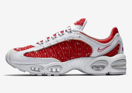Découvrez les photos officielles des Supreme x Nike Air Max Tailwind IV Supreme x Nike Air Max Tailwind IV