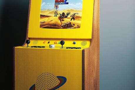 Ce designer fan des 60’s fabrique des bornes d’arcade