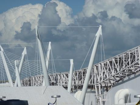 Commentaires (0) | Tags : marine, femme enceinte, mer, navire, voilier, voile, trois-mâts, navigation, sieste, cale, cordage, brise, bateau, blog littéraire de christian cottet-emard, estime-toi heureux, poésie narrative, christian cottet-emard, éditions orage lagune express, droits réservés, recueil, variante, poème, ventre, manœuvre