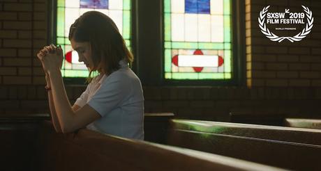 Premières images officielles pour Yes, God, Yes de Karen Maine
