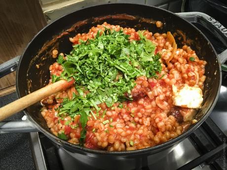 Ottolenghi – « Risotto » d’orge perlé, ail, tomate et féta