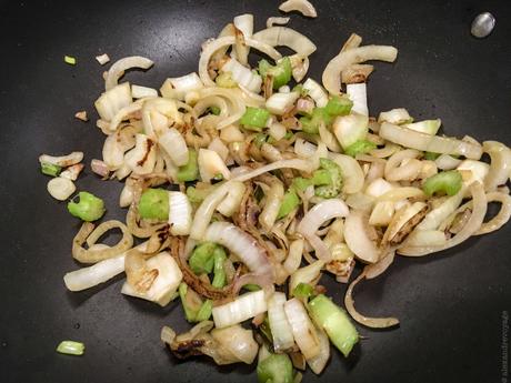 Vietnam cellophane – Vermicelles de « soja » sautés aux légumes (Bún tàu xào)