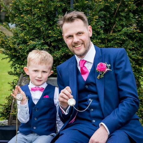 Conseils pour les costumes de mariage – Le marié arrive