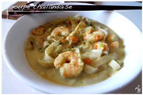 Soupe thaïlandaise au poisson et aux crevettes