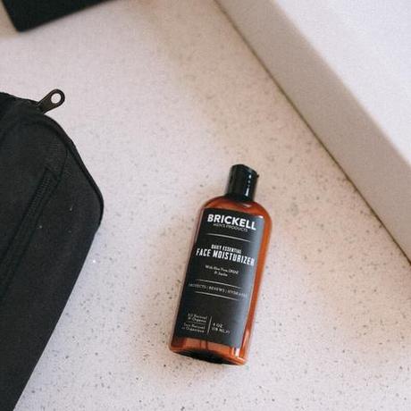 L’air froid et sec cause-t-il des pellicules chez les hommes ? L’air froid et sec cause-t-il des pellicules chez les hommes ?