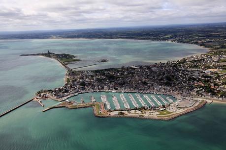 #Manche #FRANCE2 - Le Village préféré des français c'est Saint-Vaast-La-Hougue ! Votez !