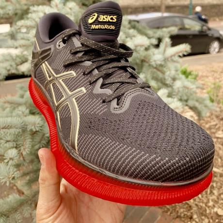 La toute nouvelle chaussure, la Asics MetaRide