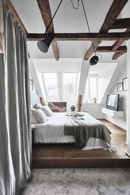 UNE MAISON CONTEMPORAINE... SENSIBLE ! UNE MAISON CONTEMPORAINE... SENSIBLE !