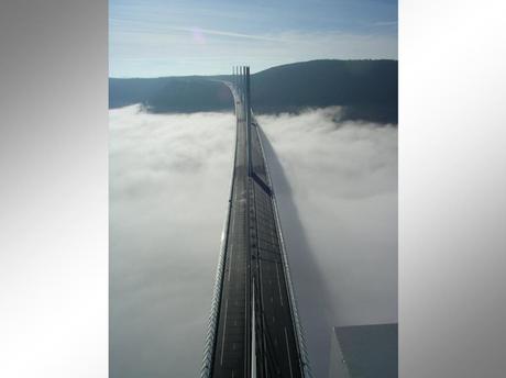 La France - Le Viaduc de Millau 