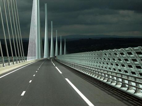 La France - Le Viaduc de Millau 