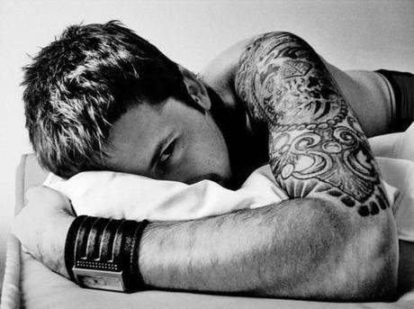 Tatouages – Pourquoi sommes-nous si obsédés en obtenant un ? Tatouages – Pourquoi sommes-nous si obsédés en obtenant un ?