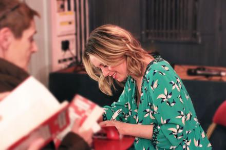 Aurélie Valognes : la main verte et le cœur sur la main