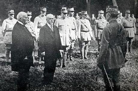 Le maréchal Foch a bien mérité de la patrie… Le maréchal Foch a bien mérité de la patrie…