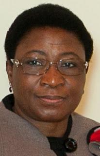 Monique Ilboudo : Si loin de ma vie Monique Ilboudo : Si loin de ma vie