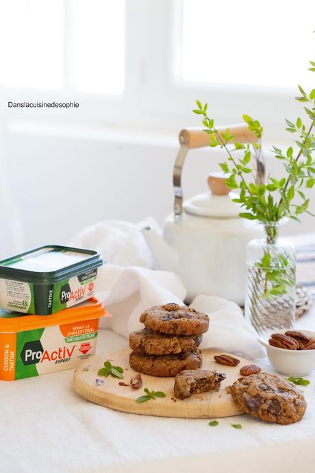 Cookies gourmands et sains au chocolat et noix de pécan Cookies gourmands et sains au chocolat et noix de pécan