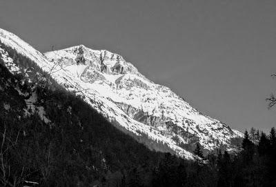 Karwendel vom Kurpark - Mittenwald - 29.03.2019 - 8 Bilder.
