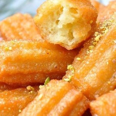 Balah el Sham ou choux au sirop Balah el Sham ou choux au sirop