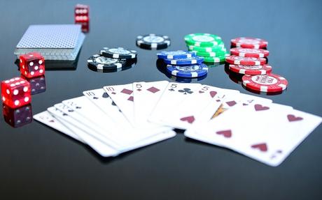 What makes the right trick for online gambling site?