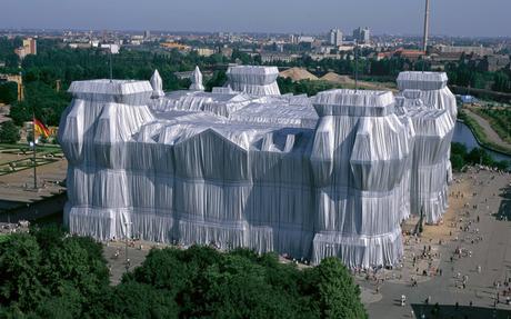 L’artiste Christo va recouvrir l’Arc de Triomphe avec du tissu