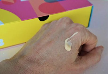 La Birchbox Pop Couleurs a du peps ! https://www.awin1.com/cread.php?awinmid=15574&awinaffid=285299&clickref=&p=https%3A%2F%2Fbirchbox.fr%2Fmarques%2Fpolaar%2Fcreme-lissante-eclat-boreal-a-lolivier-de-siberie
