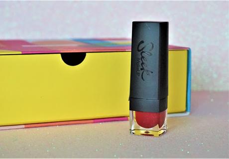 La Birchbox Pop Couleurs a du peps ! https://www.awin1.com/cread.php?awinmid=15574&awinaffid=285299&clickref=&p=https%3A%2F%2Fbirchbox.fr%2Fmarques%2Fsleek-makeup%2Frouge-a-levres-semi-matte-lip-vip%2Fwalk-of-fame