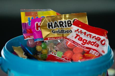 Pâques arrive, les nouveaux seaux de bonbons Haribo aussi ! (concours dedans) Pâques arrive, les nouveaux seaux de bonbons Haribo aussi ! (concours dedans)