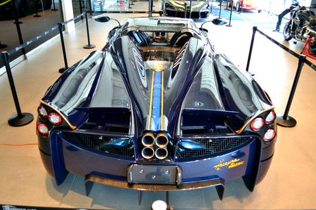 Ob Prestige Auto reçoit une Pagani Huayra Roadster et une McLaren Senna