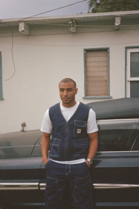 Stüssy présente sa collection Farther West dans un éditorial pour le magazine japonais Popeye Stüssy présente sa nouvelle collection dans un éditorial pour le magazine japonais Popeye