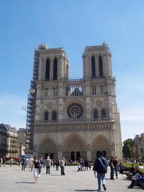 #jesuisnotredamedeparis