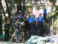 Démolition mur pisé