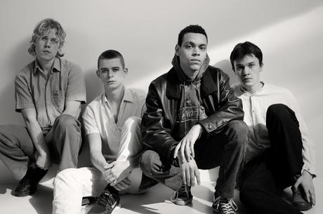 [CLIP] Liss – Talk To Me