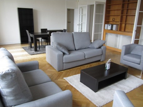 {Interview} Homat, expert en location de meubles