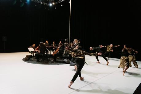 L_AmourSorcierBlandineSoulage_DOU8489-ConvertImage