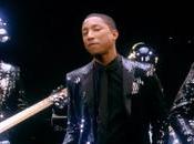 Cardi Offset partagent trône dans clip semaine