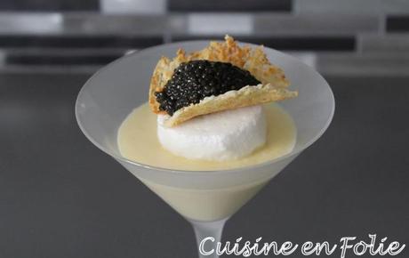 Ile flottante au parmesan et sa quenelle de caviar