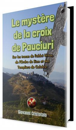 Un panneau publicitaire de 10 mètres a été installé en Italie pour annoncer le livre « Le mystère de la croix de Pauciuri »
