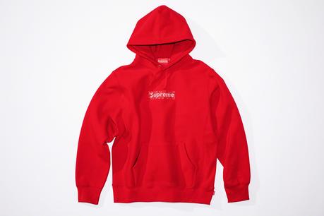 La collaboration Supreme x Swarovski est un symbole pour la marque