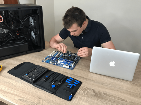 Pourquoi est-il important pour un élève d’avoir quelques connaissances en informatique ?