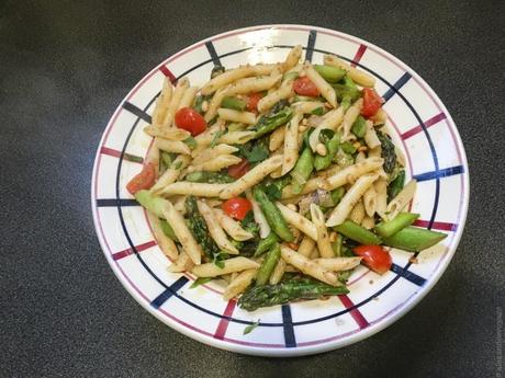 Indian twist – Penne aux asperges vertes et à la cardamome