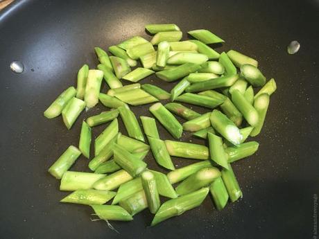 Indian twist – Penne aux asperges vertes et à la cardamome