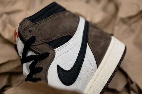 La Air Jordan 1 Travis Scott sortira en mai La Air Jordan 1 Travis Scott sortira en mai