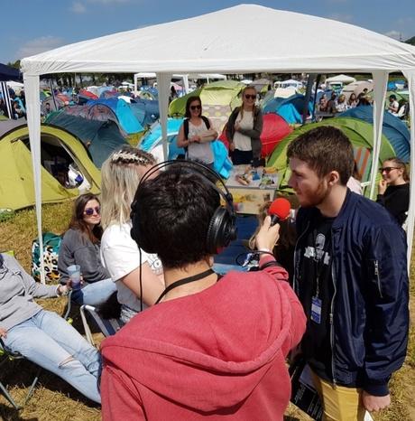 #Jeunesse - #Formation - 15 25 ans - #Avranches - Devenez jeune reporter lors du Festival Papillons de Nuit ! #P2N19 #Jeunesse - #Formation - 15 25 ans - #Avranches - Devenez jeune reporter lors du Festival Papillons de Nuit ! #P2N19