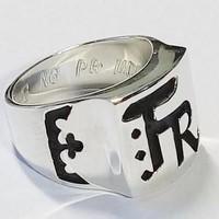 Création de chevalières avec gravure d'initiales chevalière homme initiales deux lettres