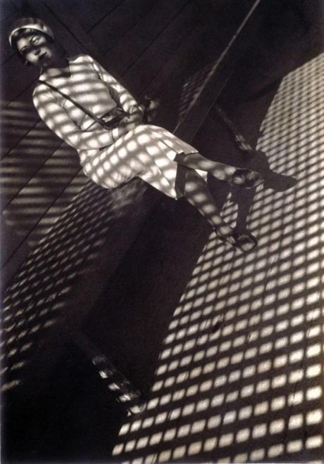 Alexander Rodchenko, La femme au Leica,1934